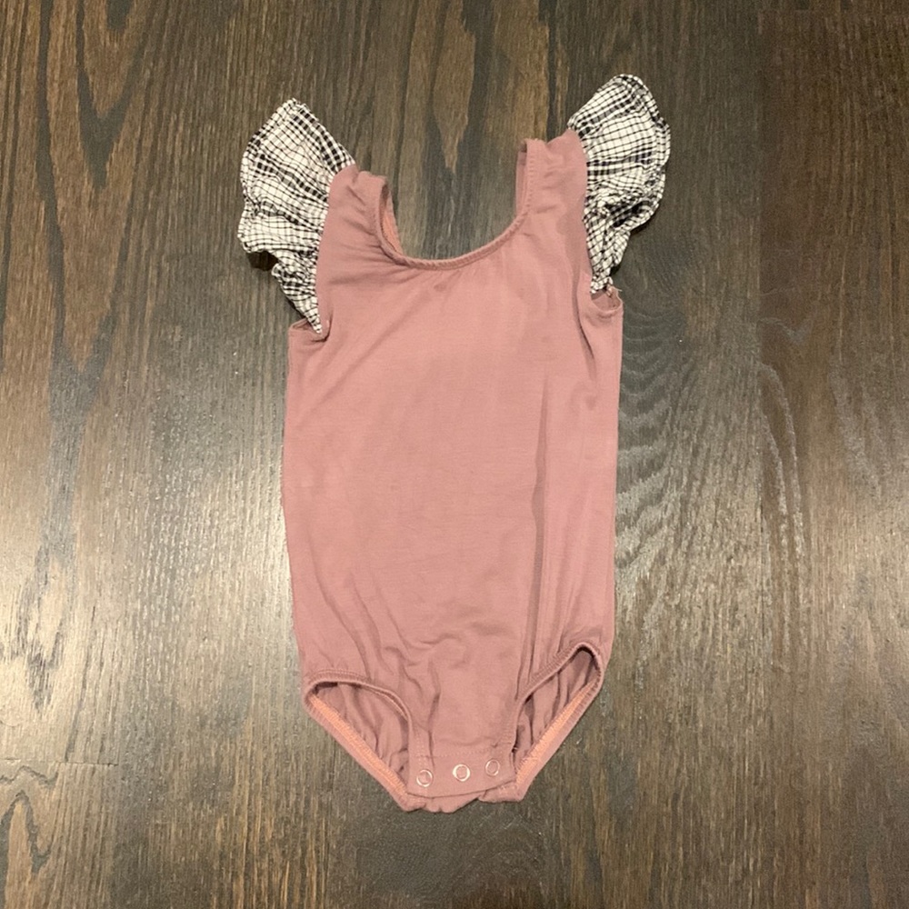This tribe of three leotard